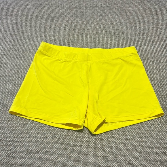 Climalite size medium yellow shorts - Picture 1 of 3